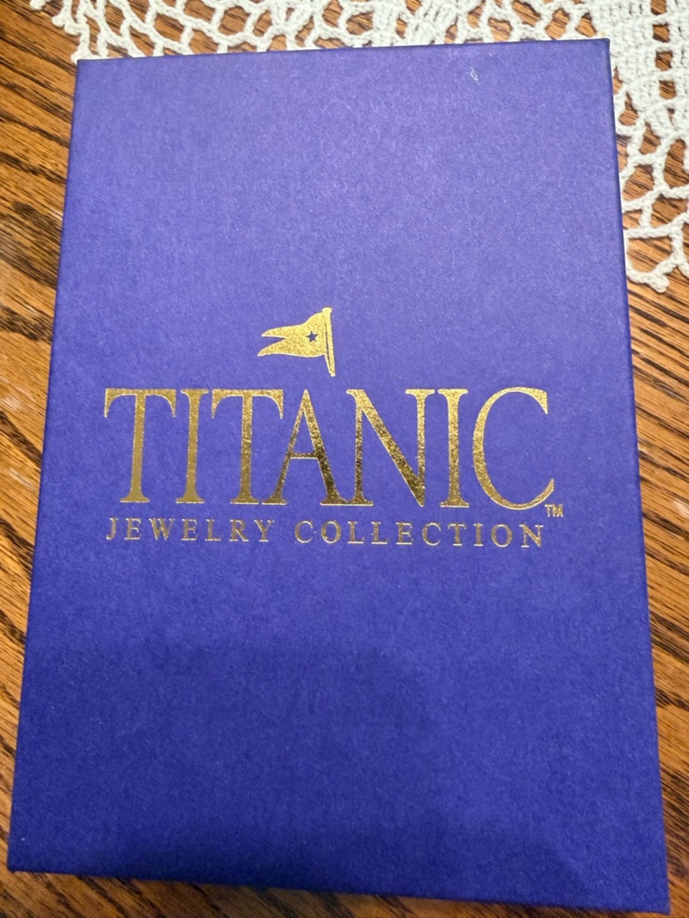 NWT - Size 8 Stunning statement ring from the Titanic Jewelry Collection by JTV